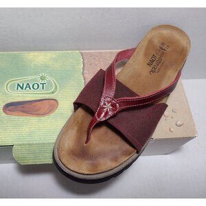 Naot Red Combin. Sandals #43760 Size 39 Pre-Owned with Box